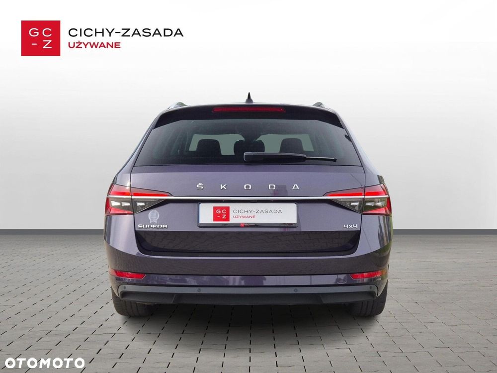 Skoda Superb 2.0 TDI SCR 4x4 Style DSG - 4