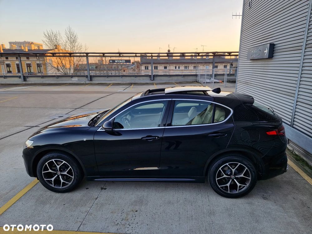 Alfa Romeo Stelvio 2.0 Turbo TI Q4 - 15