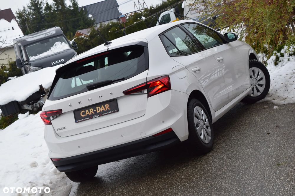 Skoda Fabia 1.0 MPI Style - 12