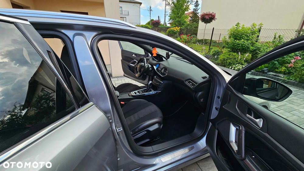Peugeot 308 BlueHDi FAP 150 EAT6 Stop&Start GT-Line Edition - 16