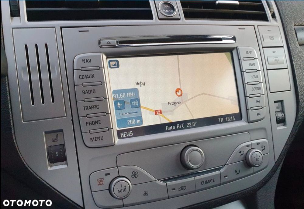 Ford Kuga 2.0 TDCi 2x4 Titanium - 12