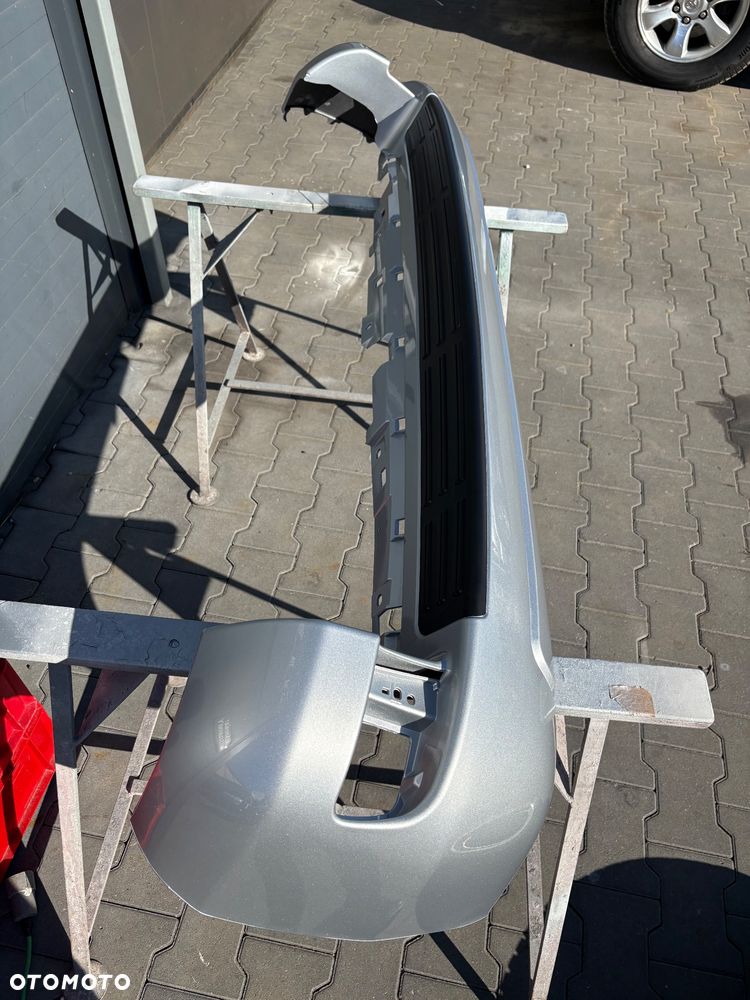 Zderzak tył tylny Toyota land cruiser 120 nowy 1D4 - 4