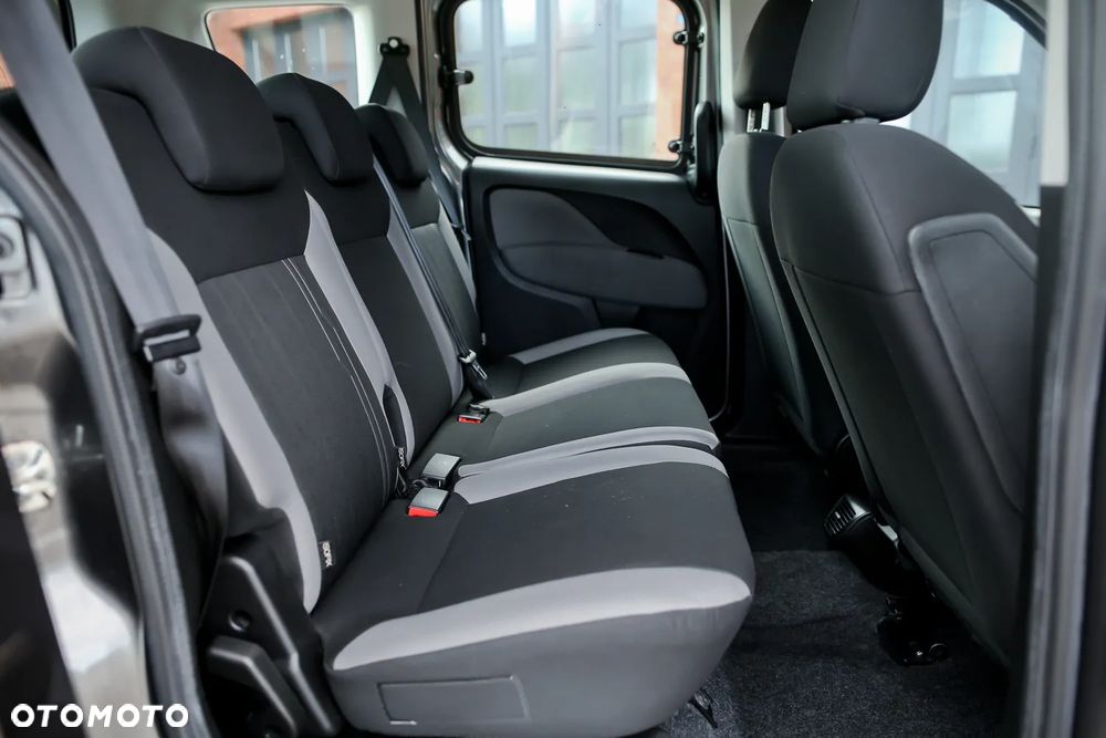 Fiat Doblo - 28