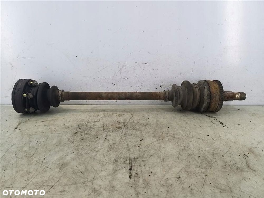 Półoś tylna tył prawa Mercedes E-klasa W210 2.6B 170KM 1995-2002 ABS