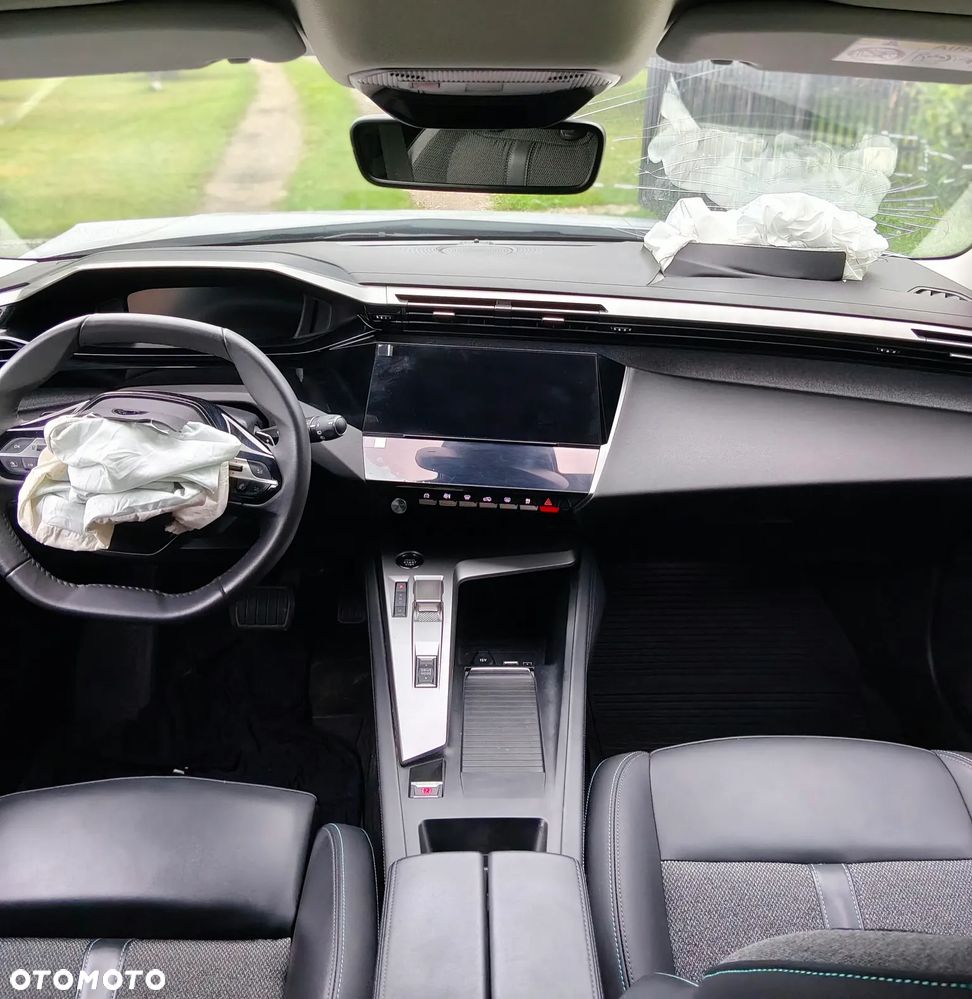 Peugeot 308 1.5 BlueHDi Allure Pack S&S EAT8 - 11