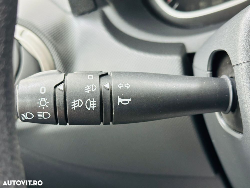 Dacia Duster 1.6 4x2 Ambiance - 19