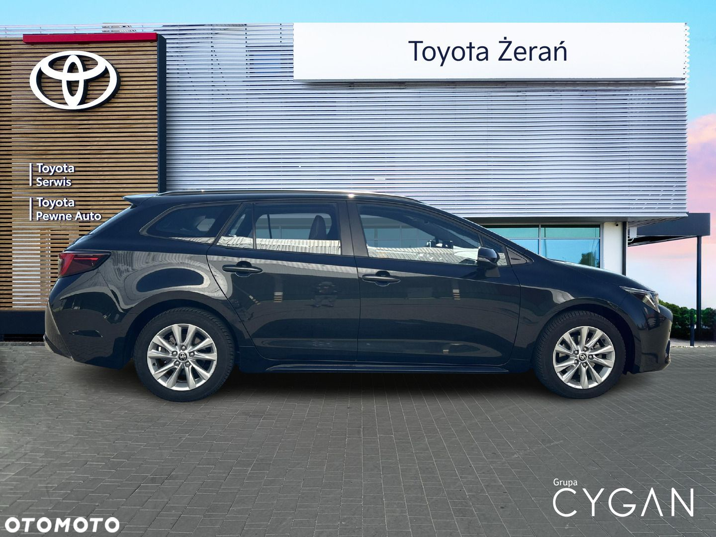 Toyota Corolla - 4