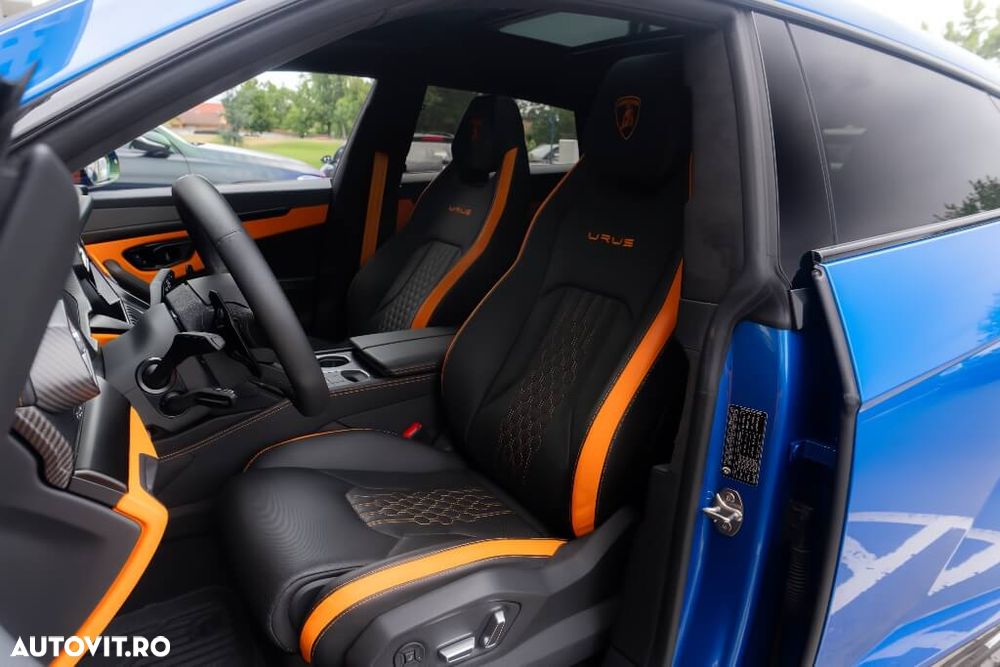Lamborghini URUS - 30