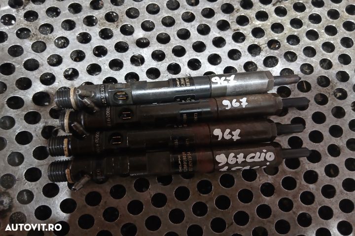 Injector motorina 8200365186 SET 8200365186 SET Renault Clio 2 [1998 - 1