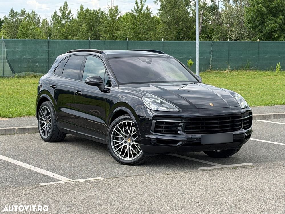 Porsche Cayenne S - 1