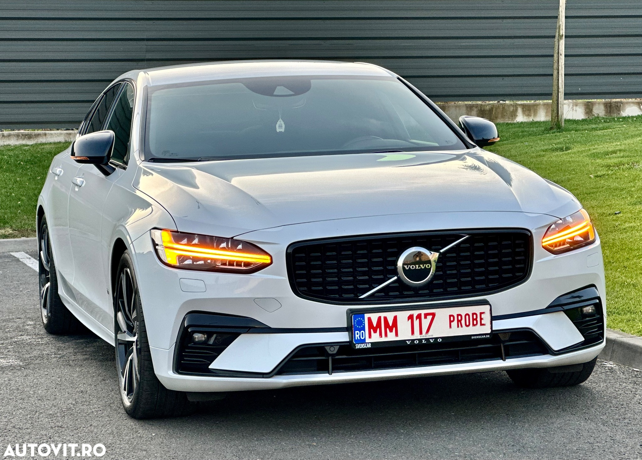 Volvo S90 B5 D AWD Geartronic RDesign - 24