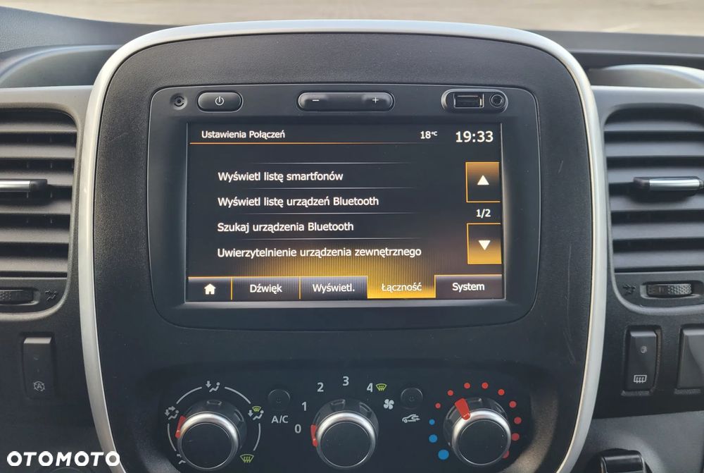 Renault Trafic LONG ZABUDOWA KLIMA KAMERA TEMPOMAT FV23% - 32