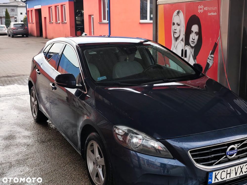 Volvo V40 D4 Momentum - 2