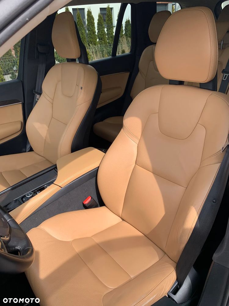 Volvo XC 90 T6 AWD Geartronic Momentum - 17