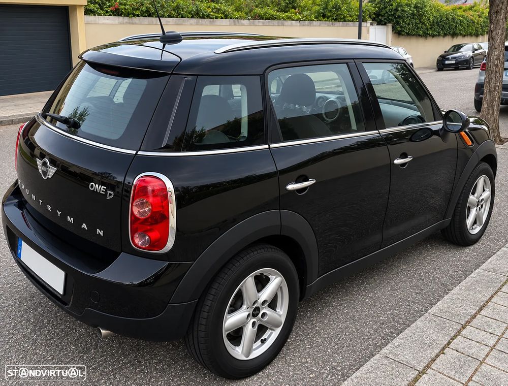MINI Countryman One D - 3