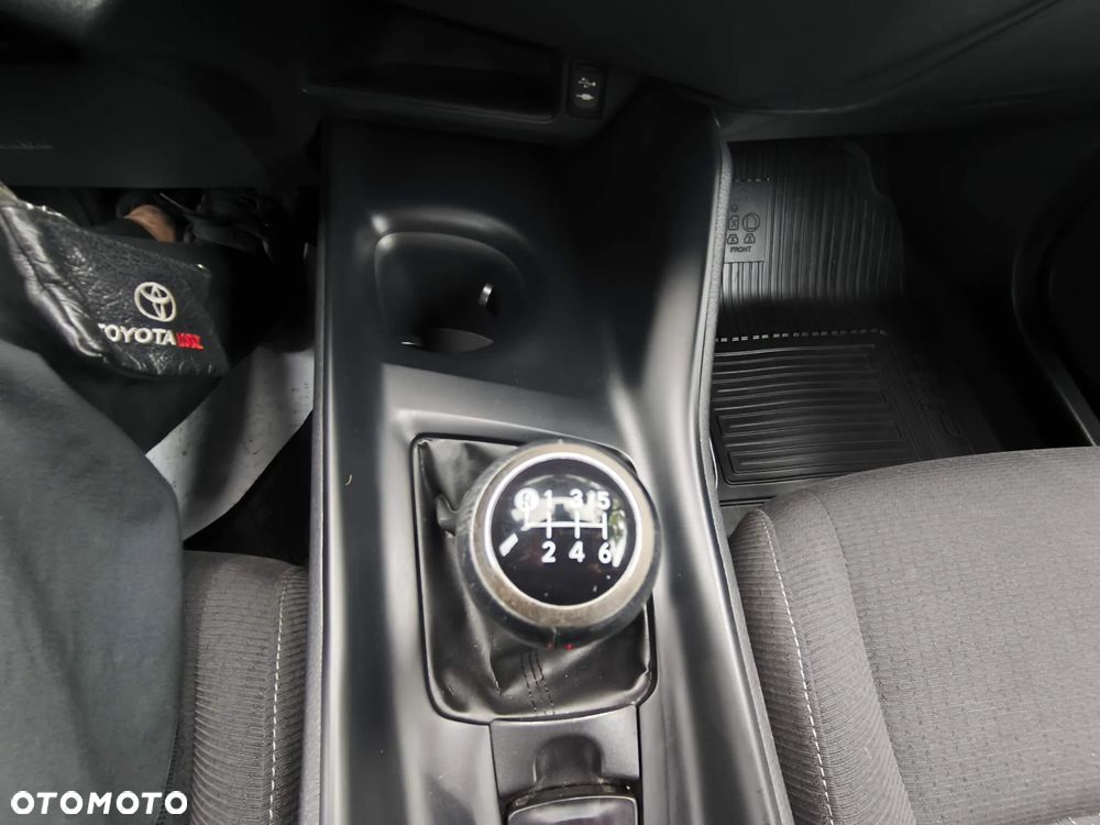 Toyota C-HR 1.2 T Dynamic - 19