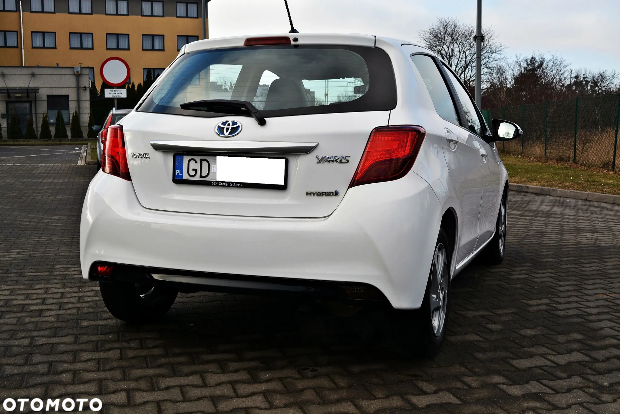 Toyota Yaris Hybrid 1.5 Executive - 17