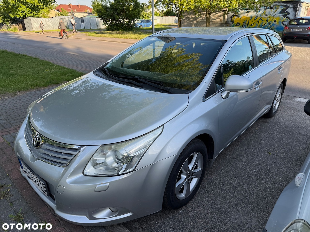 Toyota Avensis 1.8 Luna - 3