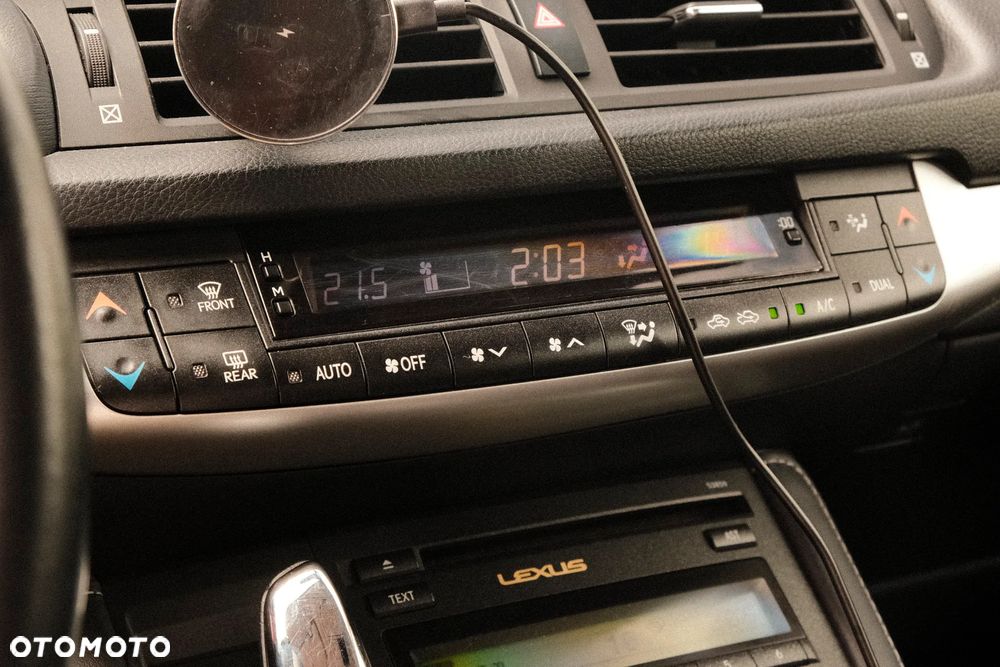 Lexus CT 200h Classic - 18