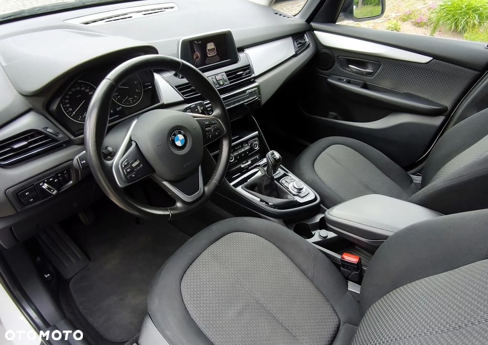 BMW Seria 2 216d Advantage - 18