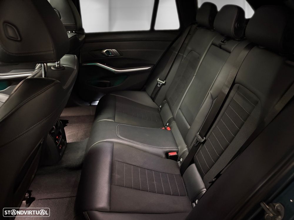 BMW 320 d Pack M Auto - 7