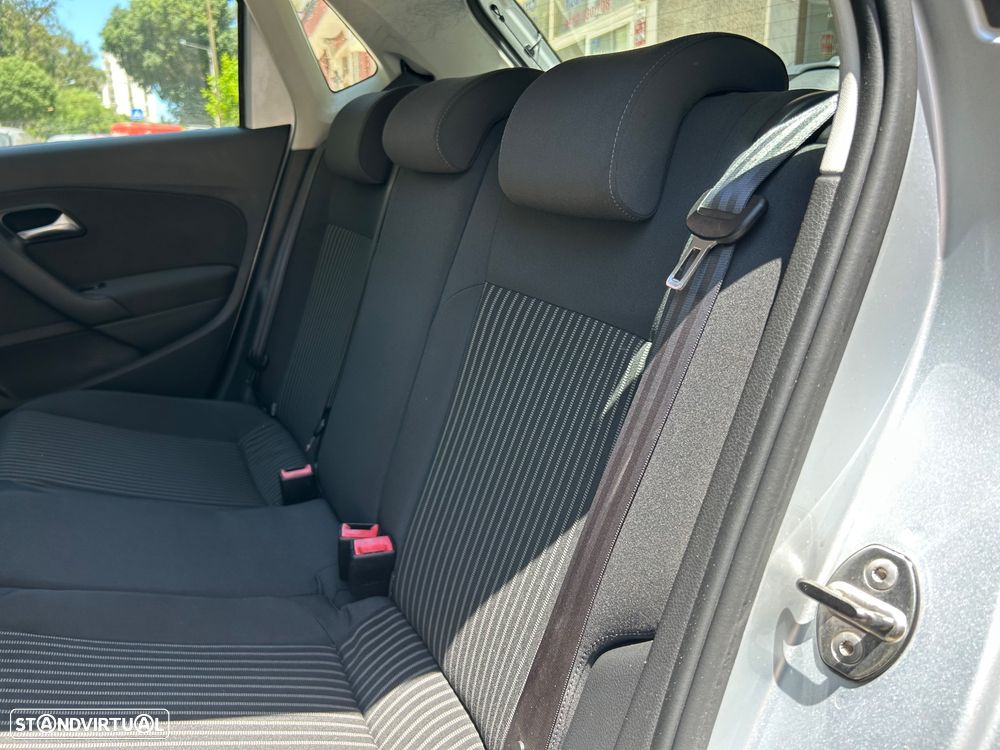 VW Polo 1.6 TDI Street BlueMotion - 6