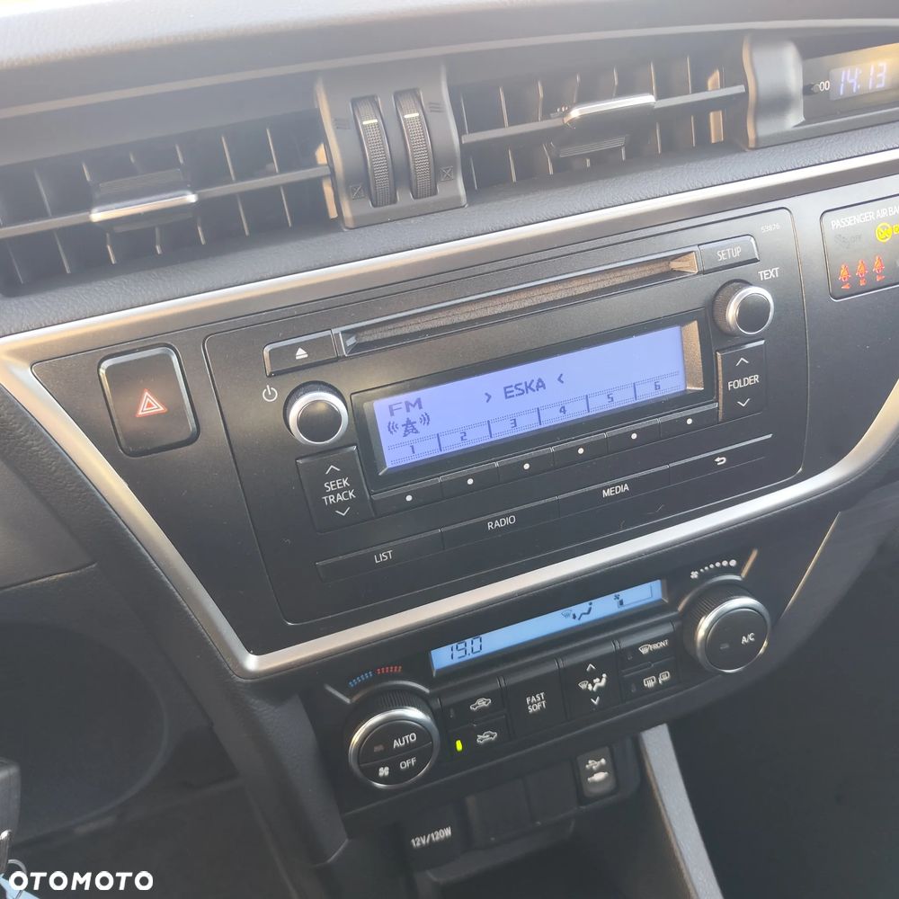 Toyota Auris - 18
