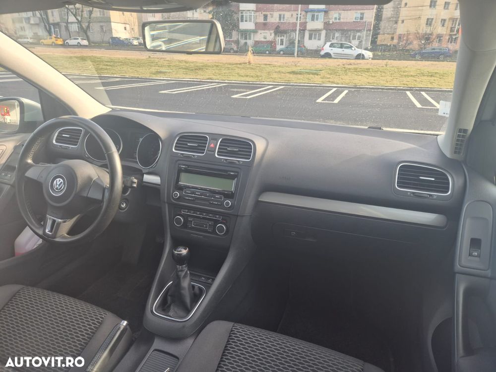Volkswagen Golf 1.6 TDI DPF BlueMotion - 21