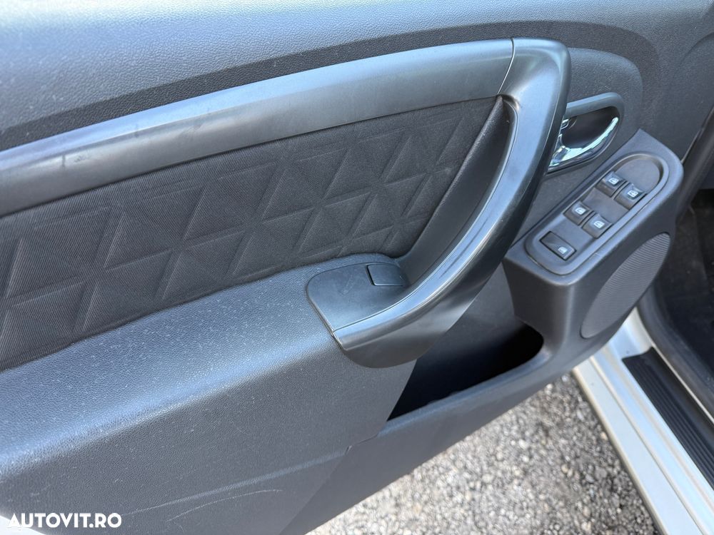 Dacia Duster 1.5 dCi 4x4 Ambiance - 14