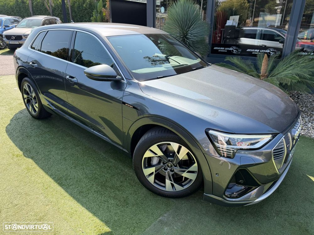 Audi e-tron 55 quattro S line - 11