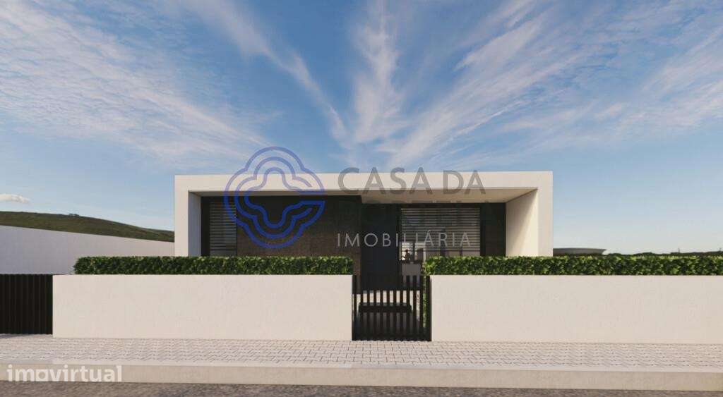 Moradia Térrea T4 com Piscina | Fernão Ferro - Grande imagem: 5/10