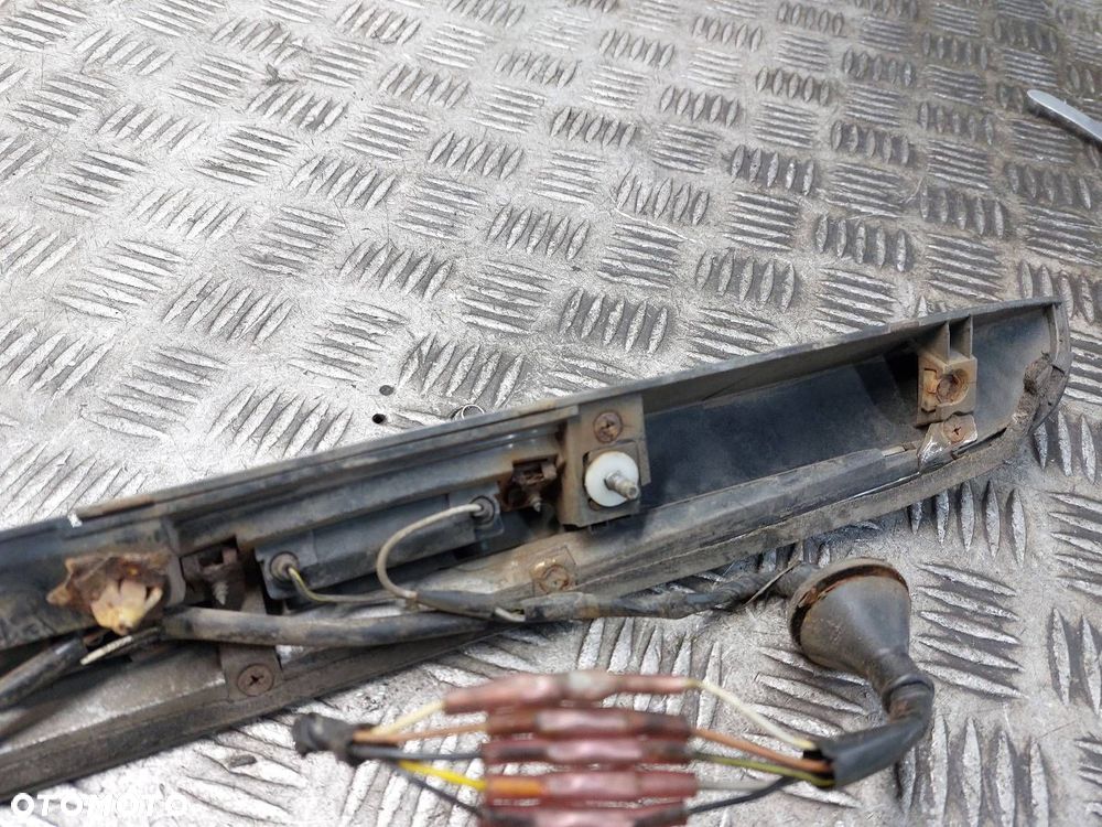 BLENDA KLAPY BAGAŻNIKA MIKROSTYK HYUNDAI I30 I KOMBI 2R - 6