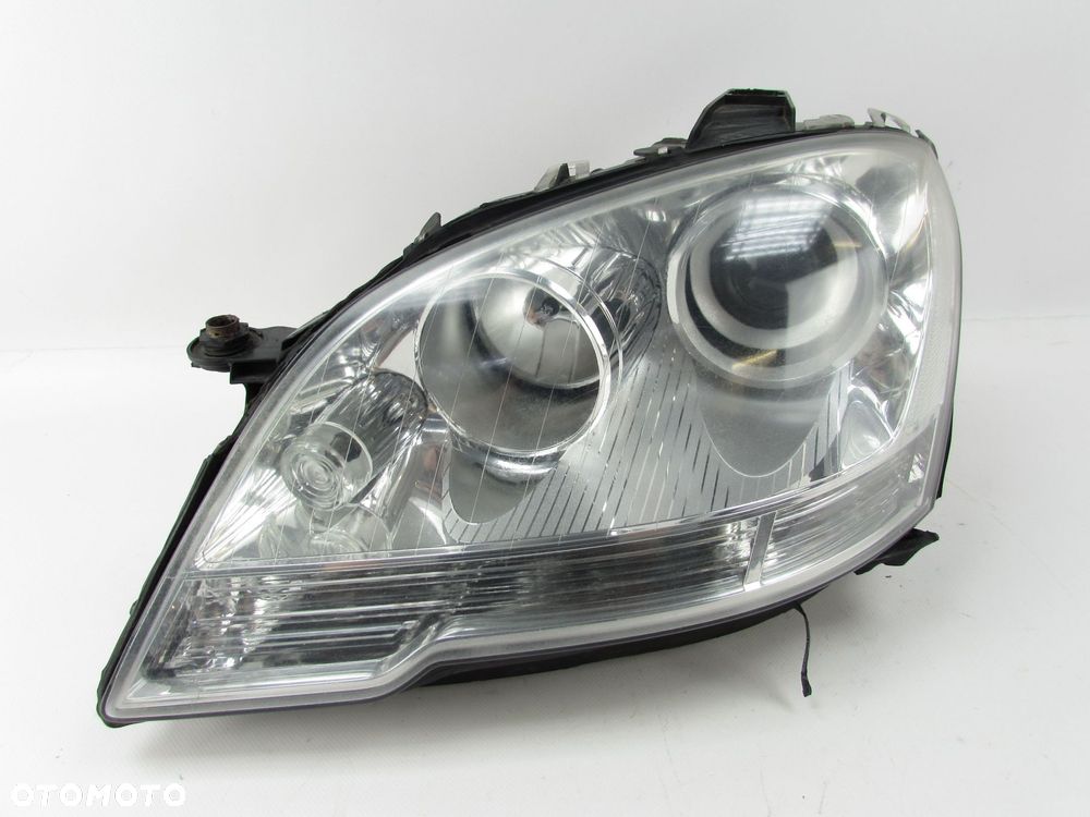 MERCEDES ML W164 LIFT 05-11 LAMPA REFLEKTOR PRZOD LEWY SOCZEWKA XENON UK A1648207761 - 1