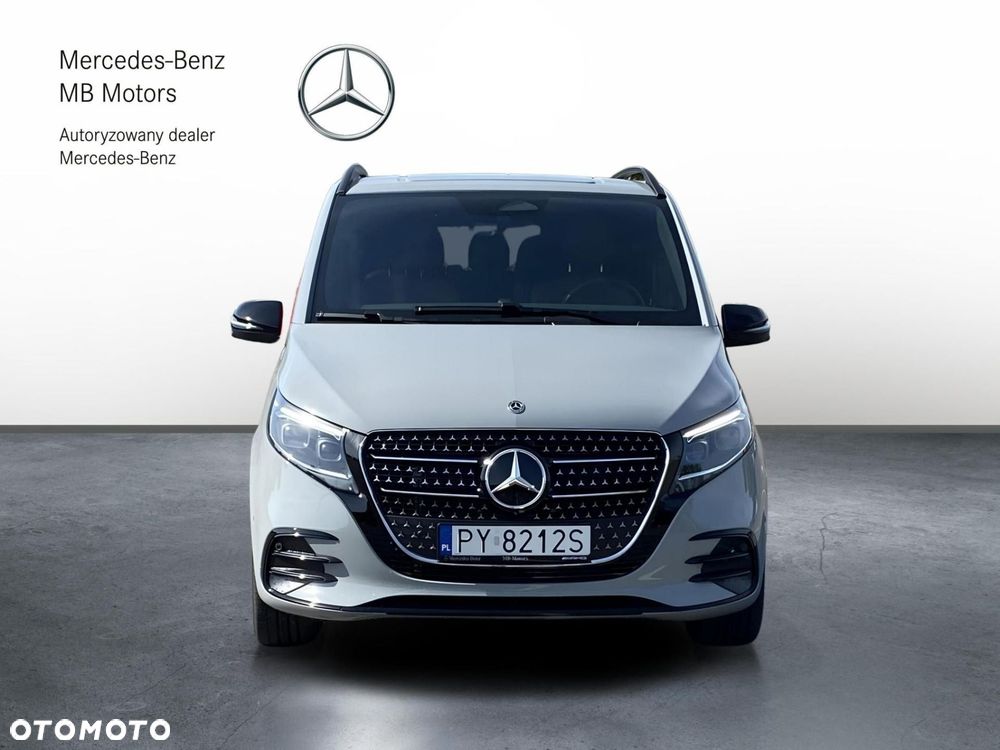 Mercedes-Benz Klasa V - 9