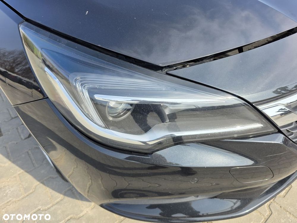OPEL ASTRA K V 5 REFLEKTOR PRAWY PRZEDNI LAMPA PRAWA PRZEDNIA ZWYKŁA EUROPA 39047198 - 1
