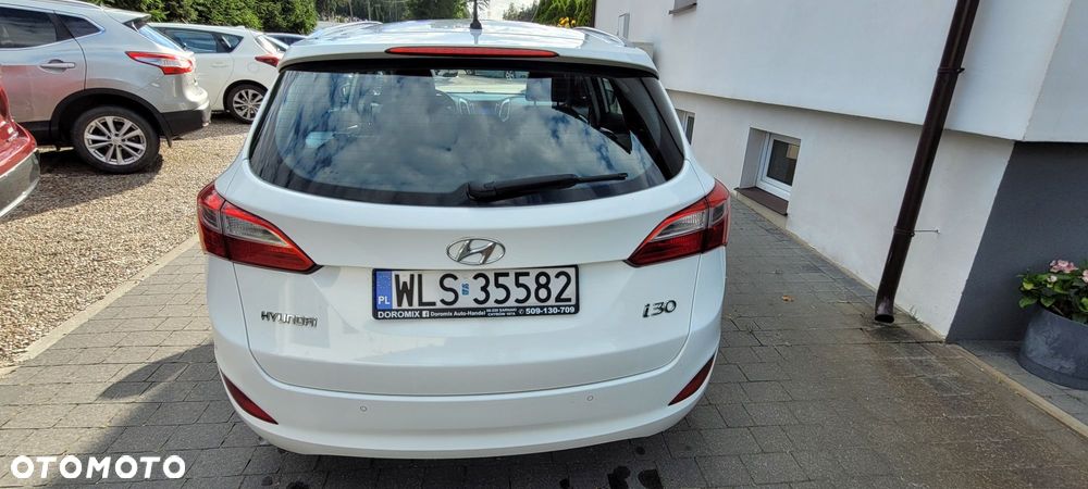 Hyundai i30 blue 1.6 GDI Passion - 9