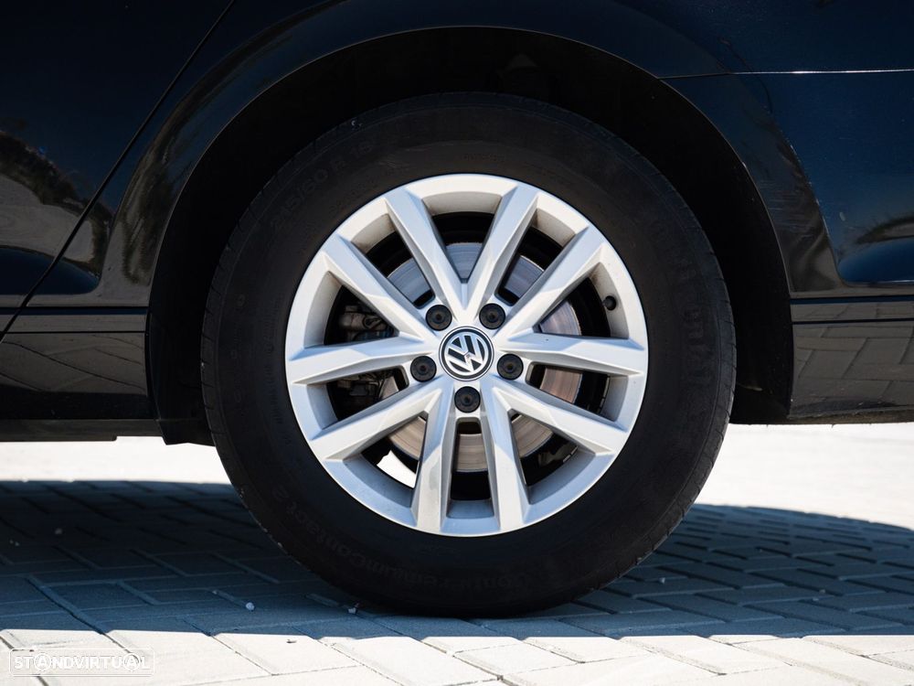 VW Passat Variant 2.0 TDI Confortline DSG - 10