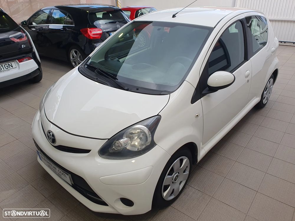 Toyota Aygo 1.0 + AC - 7