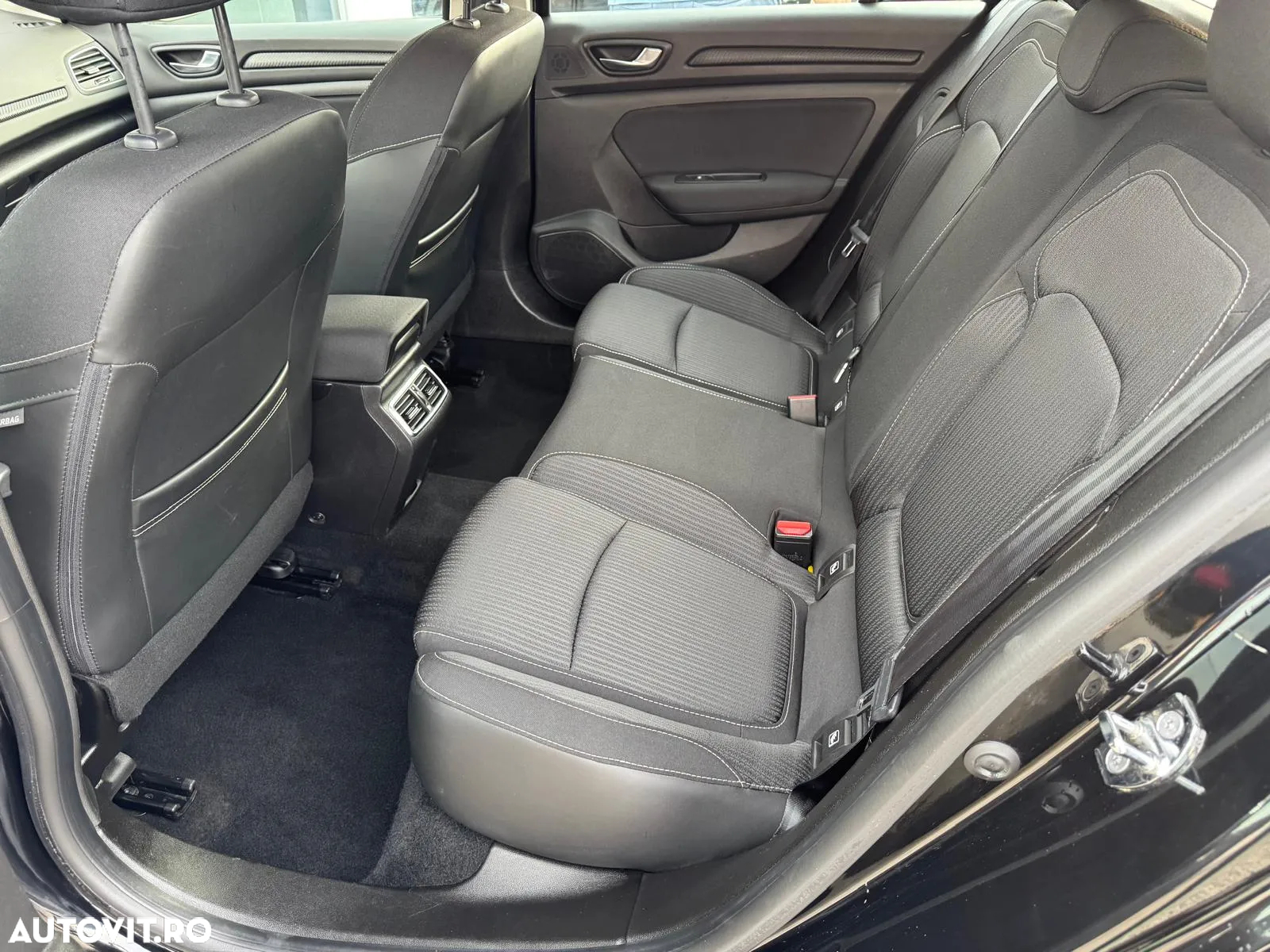 Renault Megane ENERGY dCi 110 ECO2 BUSINESS - 8