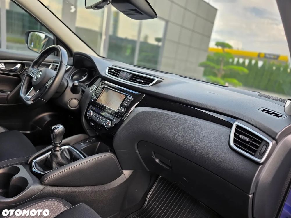 Nissan Qashqai 1.7 dCi 4x4 N-Connecta - 21