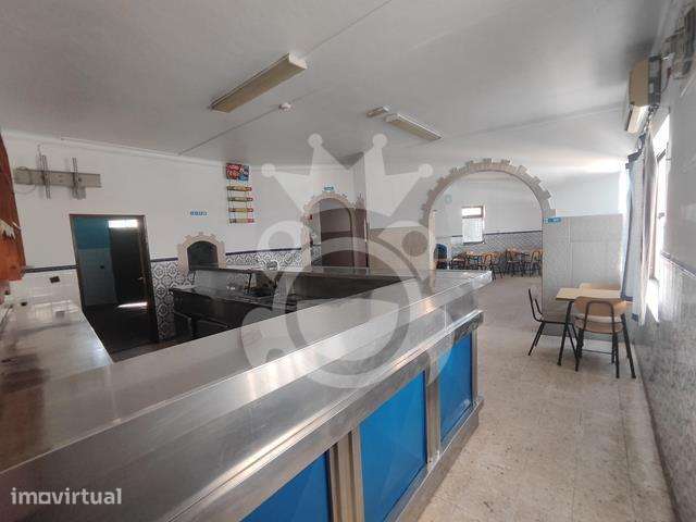 Espaço comercial em São Marcos do Campo - Grande imagem: 2/13