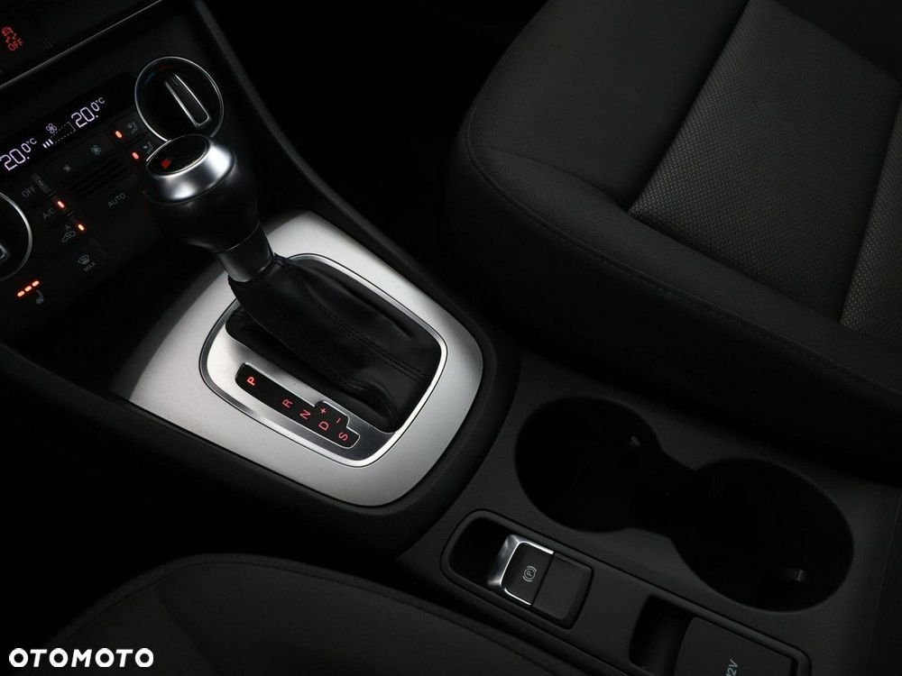 Audi Q3 1.4 TFSI S tronic - 28