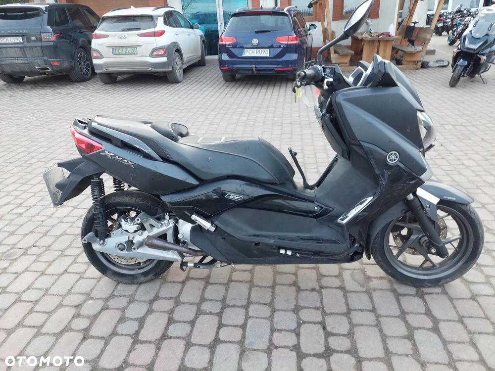 Yamaha X-max - 8