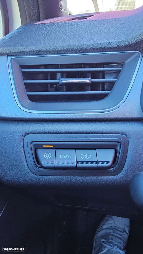 Renault Captur 1.6 E-Tech Full Hybrid Evolution - 29