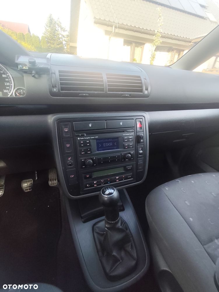 Volkswagen Sharan - 8