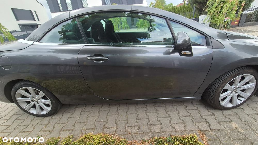 Peugeot 308 CC - 8