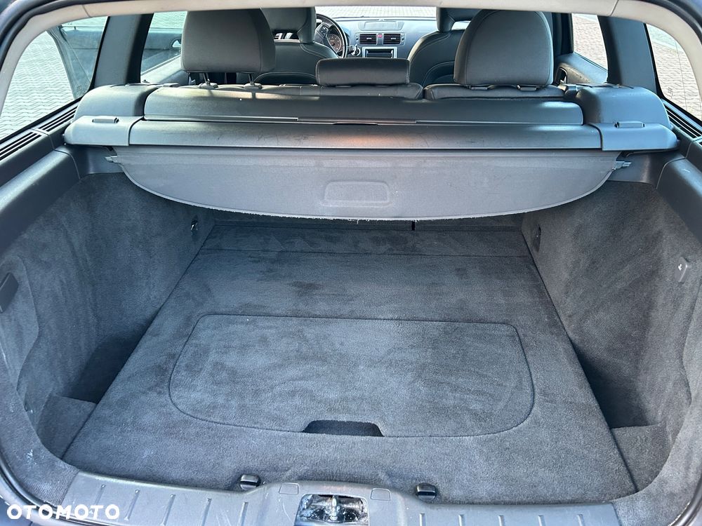 Volvo V50 2.4 Momentum - 21