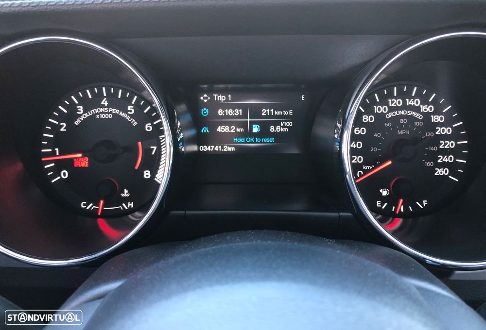 Ford Mustang Cabrio 2.3 Eco Boost - 36