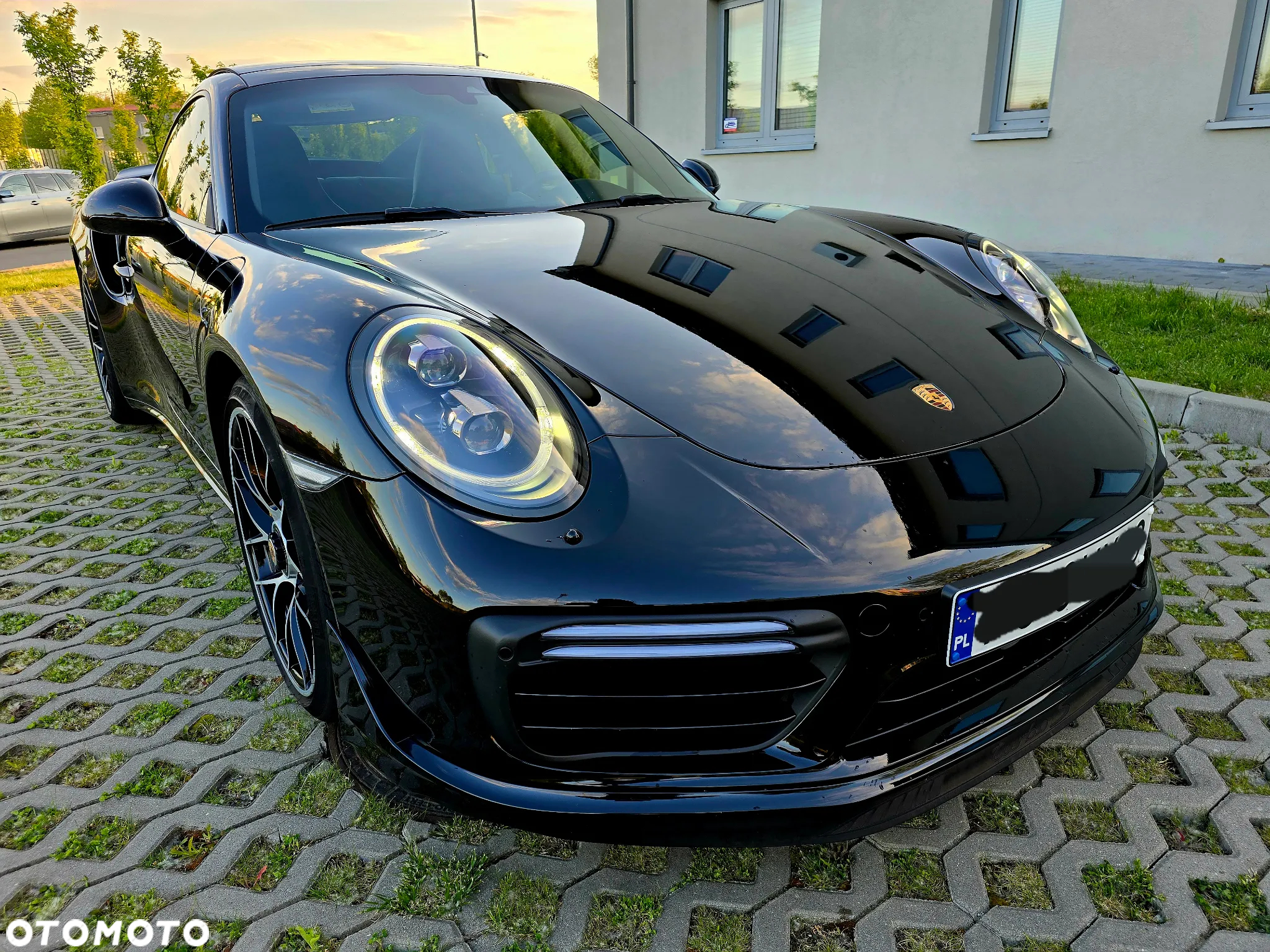 Porsche 911 Turbo S - 6