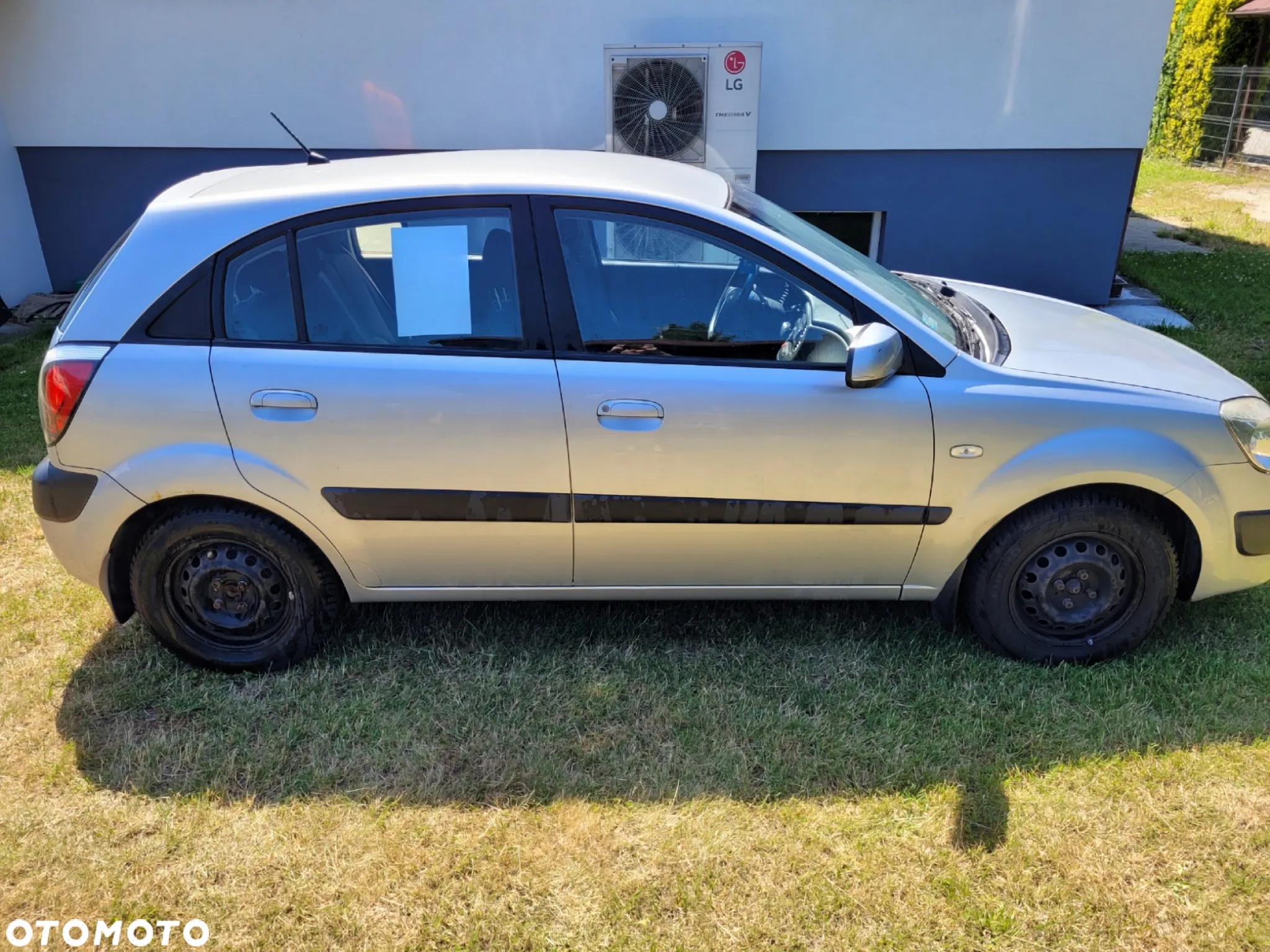 Kia Rio - 6